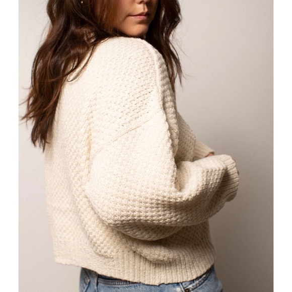 WOL HIDE Box Bomber in Bone - Picture 6 of 13